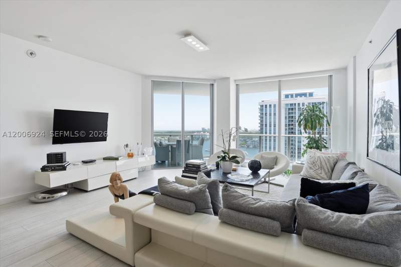 2 bedroom Condominium at 17301 Biscayne Blvd 1905, Marina Palms Residences N, North Miami Beach — photo 5