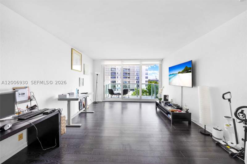 1 bedroom Condominium at 1000 West Ave 426, Mirador 1000 Condo, Miami Beach — photo 5