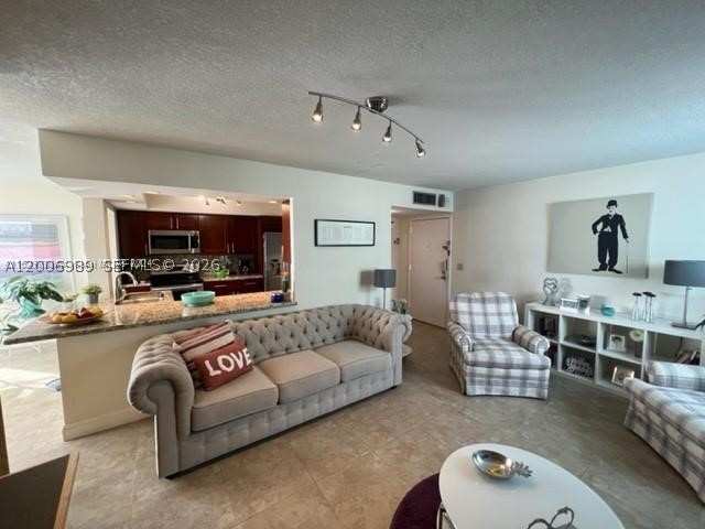 2 bedroom Condominium at 16570 NE 26th Ave 4A, Reef South Condo, North Miami Beach — photo 1