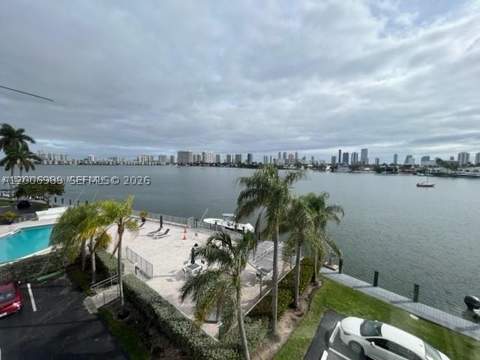 16570 NE 26th Ave 4A, North Miami Beach FL - photo 6 of 13