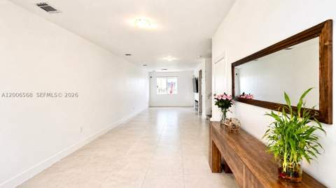 10279 NW 72nd St, Doral FL - photo 6 of 24