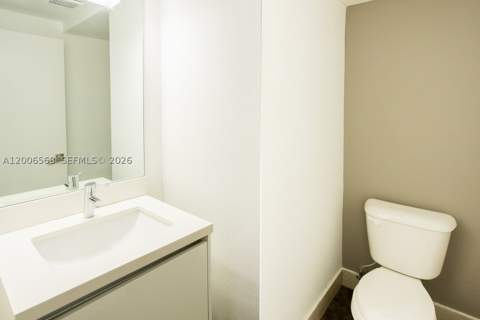 10279 NW 72nd St, Doral FL - photo 9 of 24