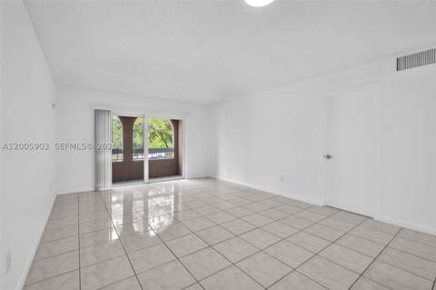 8103 Camino Real C-314, Miami FL - photo 15 of 31