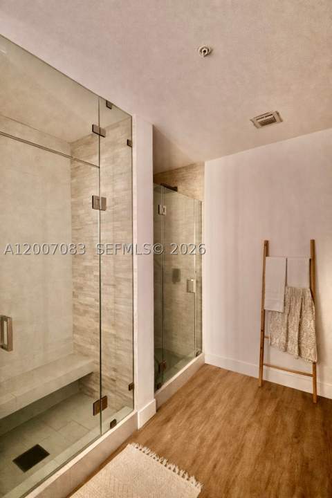 1800 N Bayshore Dr 303, Miami FL - photo 15 of 55