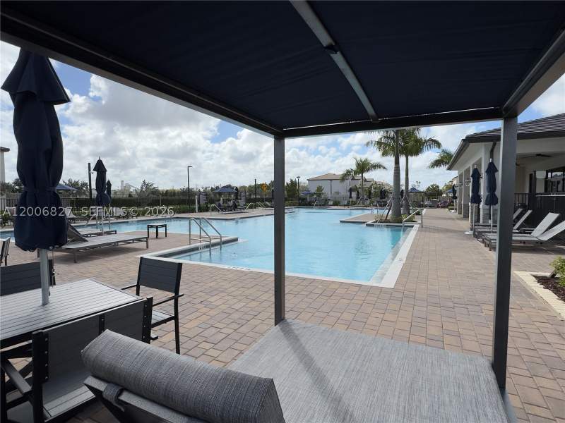 4 bedroom SingleFamilyResidence at 23341 SW 132nd Pl, Caldwell Martin Sub, Homestead — photo 4