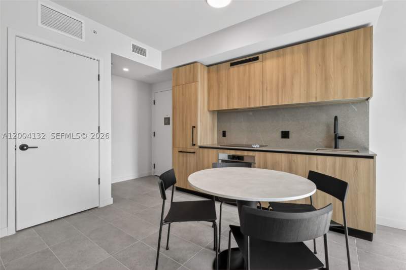 1 bedroom Condominium at 121 NE 5th Steet 3313, 501 First Residences, Miami — photo 3