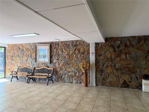 6950 W 6th Ave 412, Hialeah FL - photo 13 of 14