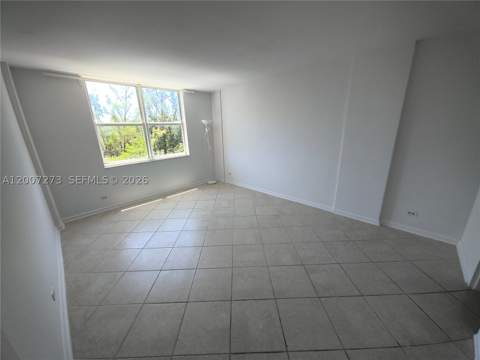 3660 NE 166th St 302, North Miami Beach FL - photo 15 of 23