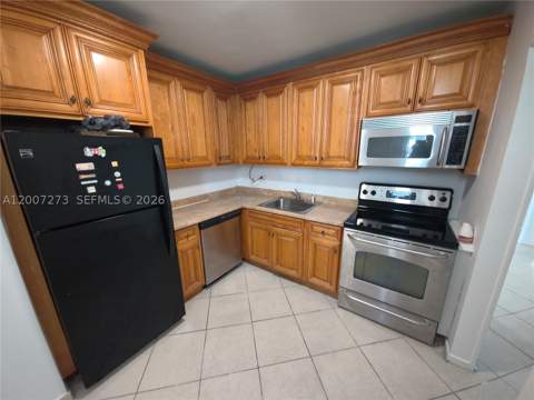 3660 NE 166th St 302, North Miami Beach FL - photo 7 of 23