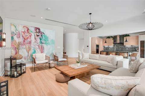 815 NE 76th St, Miami FL - photo 10 of 49