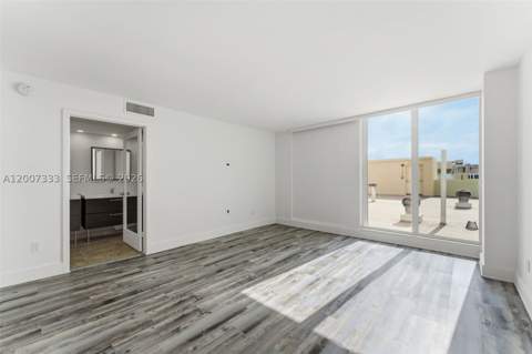 2000 NE 135th St Ph, North Miami FL - photo 13 of 30