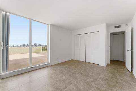 2000 NE 135th St Ph, North Miami FL - photo 23 of 30