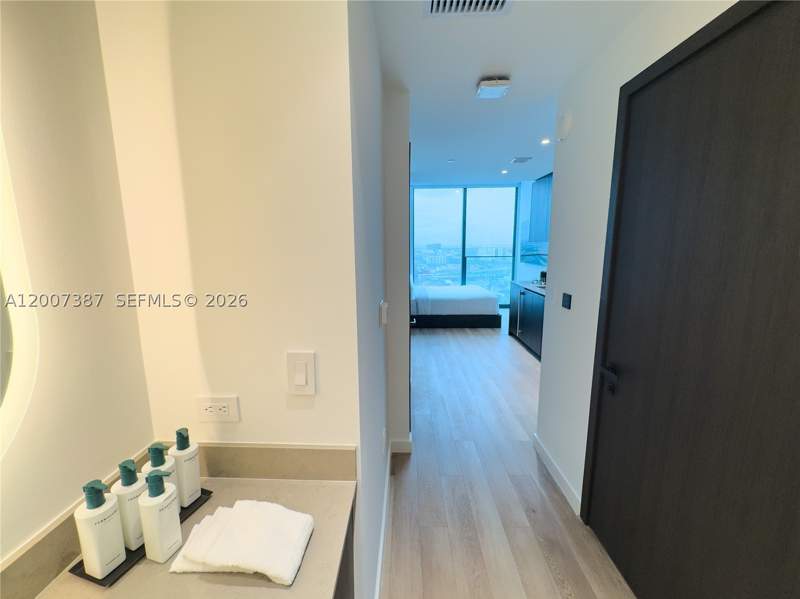 0 bedroom Condominium at 20 NE 11th St 3012B, E11Even, Miami — photo 4