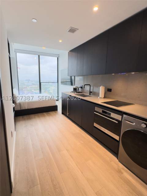 20 NE 11th St 3012B, Miami FL - photo 6 of 15