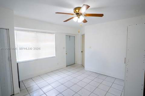 5290 Palm Ave, Hialeah FL - photo 16 of 25
