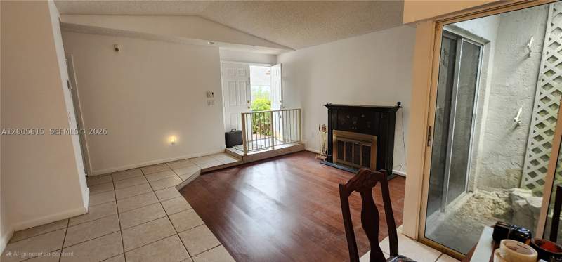 3 bedroom SingleFamilyResidence at 5335 SW 153rd Ave, Lakes Of The Meadow-Meado, Miami — photo 4