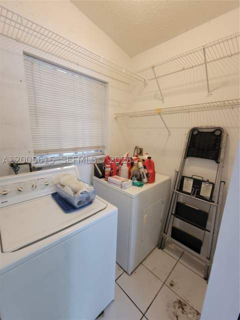 5335 SW 153rd Ave, Miami FL - photo 8 of 17