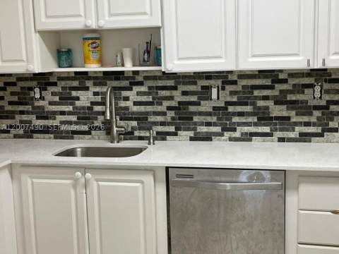 19380 Collins Ave 805, Sunny Isles Beach FL - photo 13 of 15