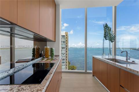 175 SE 25th Rd 1501, Miami FL - photo 17 of 45