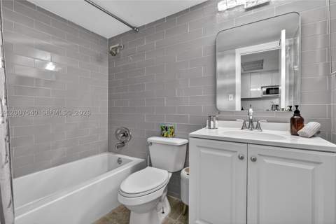 19201 Collins Ave 1123, Sunny Isles Beach FL - photo 12 of 47