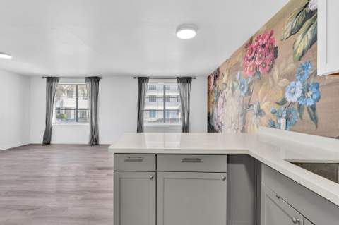 1460 Ocean Drive 205, Miami Beach FL - photo 18 of 64