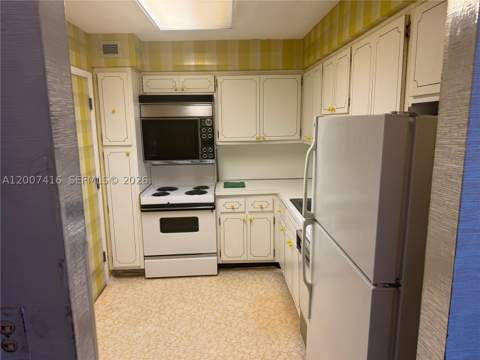 5 Island Ave 5A, Miami Beach FL - photo 15 of 30