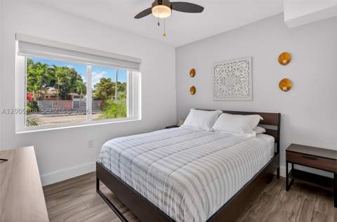 541 NW 109th St, Miami FL - photo 10 of 21