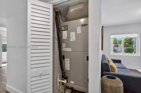 541 NW 109th St, Miami FL - photo 13 of 21