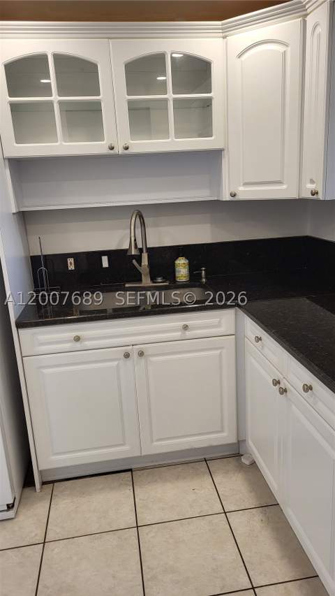 3475 N Country Club Dr 409, Aventura FL - photo 8 of 24