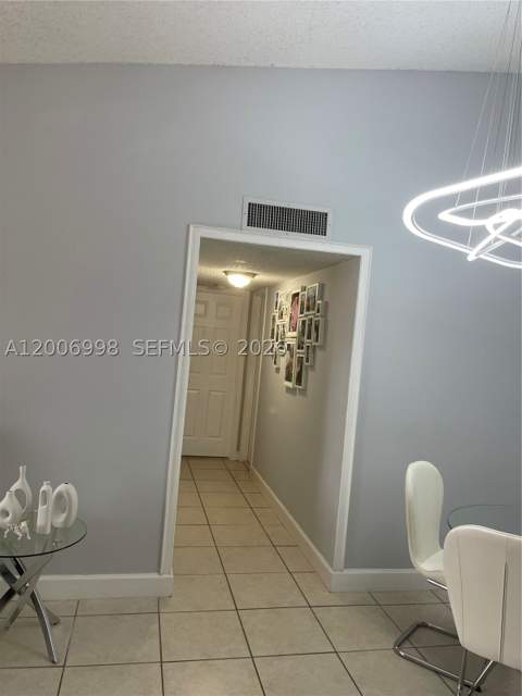 19055 NW 62nd Ave 205, Hialeah FL - photo 16 of 58