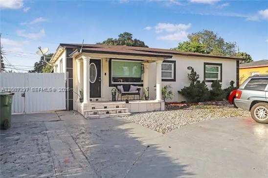 3 bedroom SingleFamilyResidence at 571 E 60th St, Logan Crest Rev Pl, Hialeah — photo 1