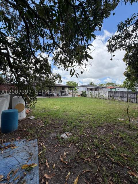 571 E 60th St, Hialeah FL - photo 19 of 21
