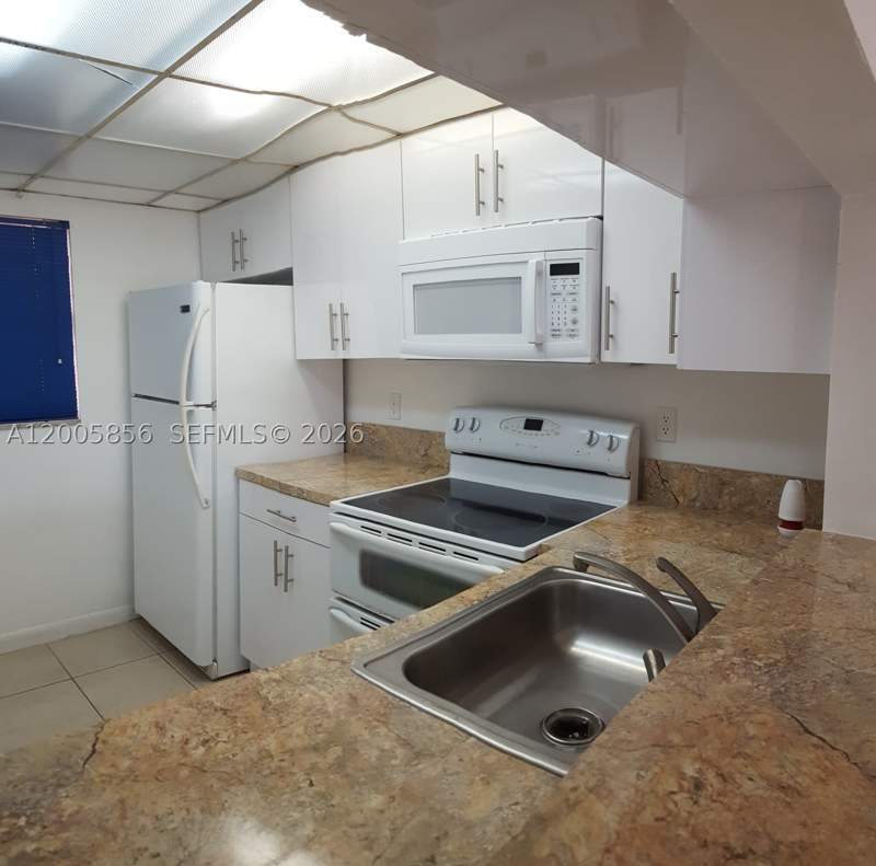 2 bedroom Condominium at 19701 SW 114th Ave 266, Point South Condo, Miami — photo 5