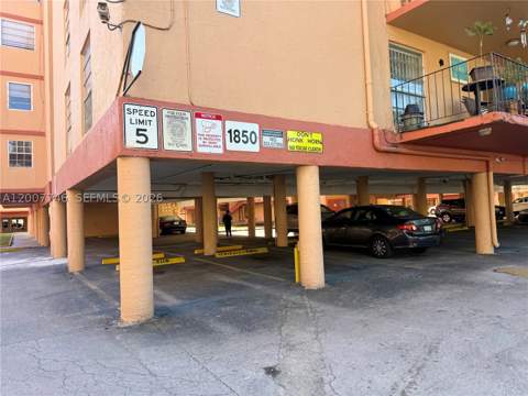 1850 W 56th St 2404, Hialeah FL - photo 16 of 18