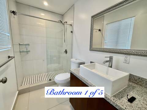 88 NE 154th Street, North Miami Beach FL - photo 15 of 43