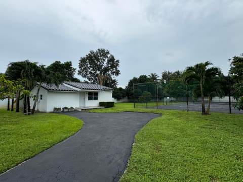 88 NE 154th Street, North Miami Beach FL - photo 23 of 43