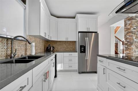 5161 SW 159th Ct, Miami FL - photo 14 of 72