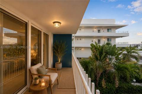 7824 Collins Ave 401, Miami Beach FL - photo 10 of 40