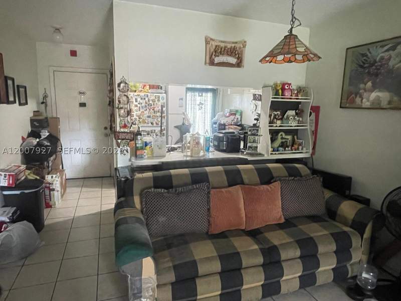 2 bedroom Condominium at 680 Miller Dr W401, Springs Towers Condo, Miami Springs — photo 5