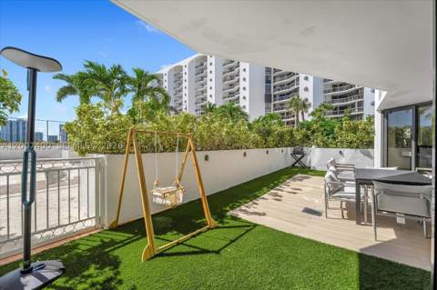 3640 Yacht Club Dr 310, Aventura FL - photo 18 of 21