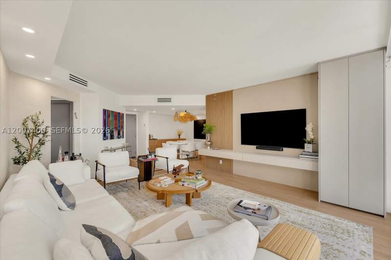 3 bedroom Condominium at 3640 Yacht Club Dr 310, Harborside At The Waterwa, Aventura — photo 2