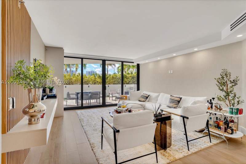 3 bedroom Condominium at 3640 Yacht Club Dr 310, Harborside At The Waterwa, Aventura — photo 3