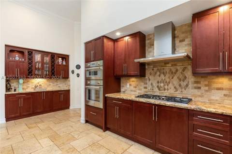 14831 SW 95th Ct, Miami FL - photo 7 of 58