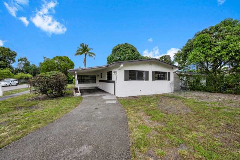 3 bedroom SingleFamilyResidence at 17551 NE 5th Avenue, Sunswept Heights Sec 1, North Miami Beach — photo 1