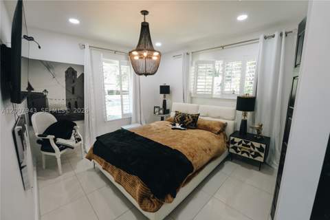 16241 W Troon Cir, Miami Lakes FL - photo 24 of 75