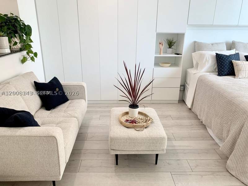 0 bedroom Condominium at 335 S Biscayne Blvd 1106, One Miami East Condo, Miami — photo 5