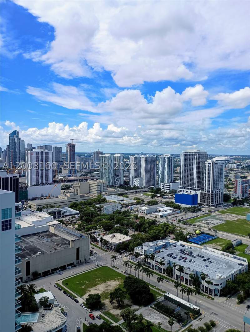 1 bedroom Condominium at 1900 N Bayshore Dr 4007, Quantum On The Bay Condo, Miami — photo 5
