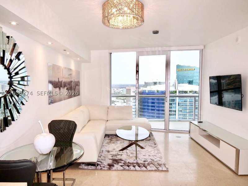 1 bedroom Condominium at 465 Brickell Ave 5704, Icon Brickell I, Miami — photo 1