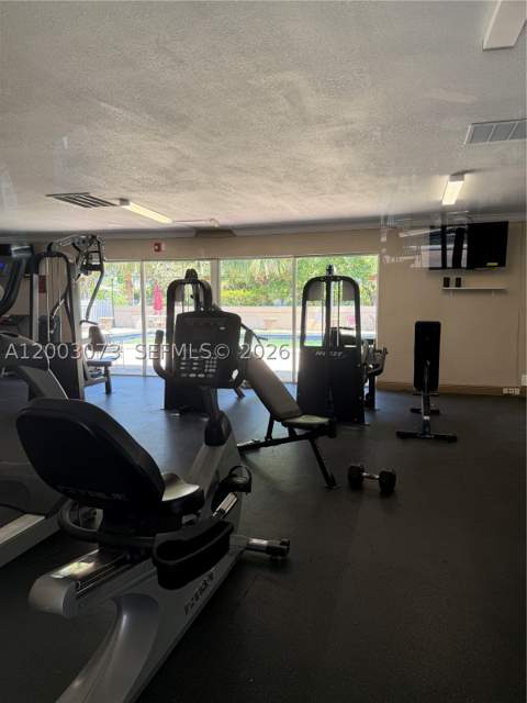 1805 Sans Souci Blvd 526, North Miami FL - photo 23 of 25