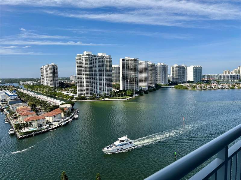 2 bedroom Condominium at 301 174th St 2020, Winston Towers 500 Condo, Sunny Isles Beach — photo 2